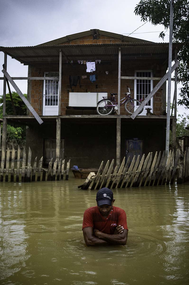 Amazon flooding displaced man
