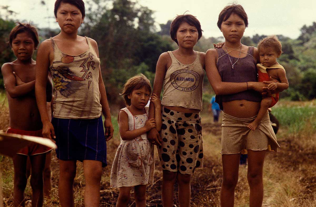 Yanomami-poverty-idya0219.jpg